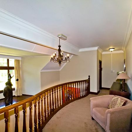 Eagle Wind Manor Hotel Hillcrest Buitenkant foto